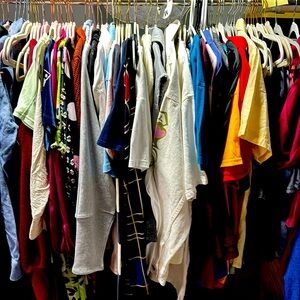 Men’s clothing, Female Clothing, variety, small to XL, Zara, Massimo Dutti, etc